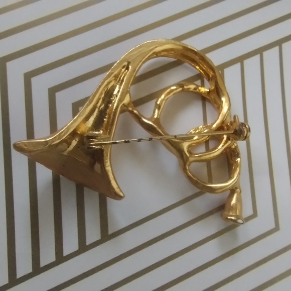 Vintage French Horn Brooch Pin - Picture 4 of 11